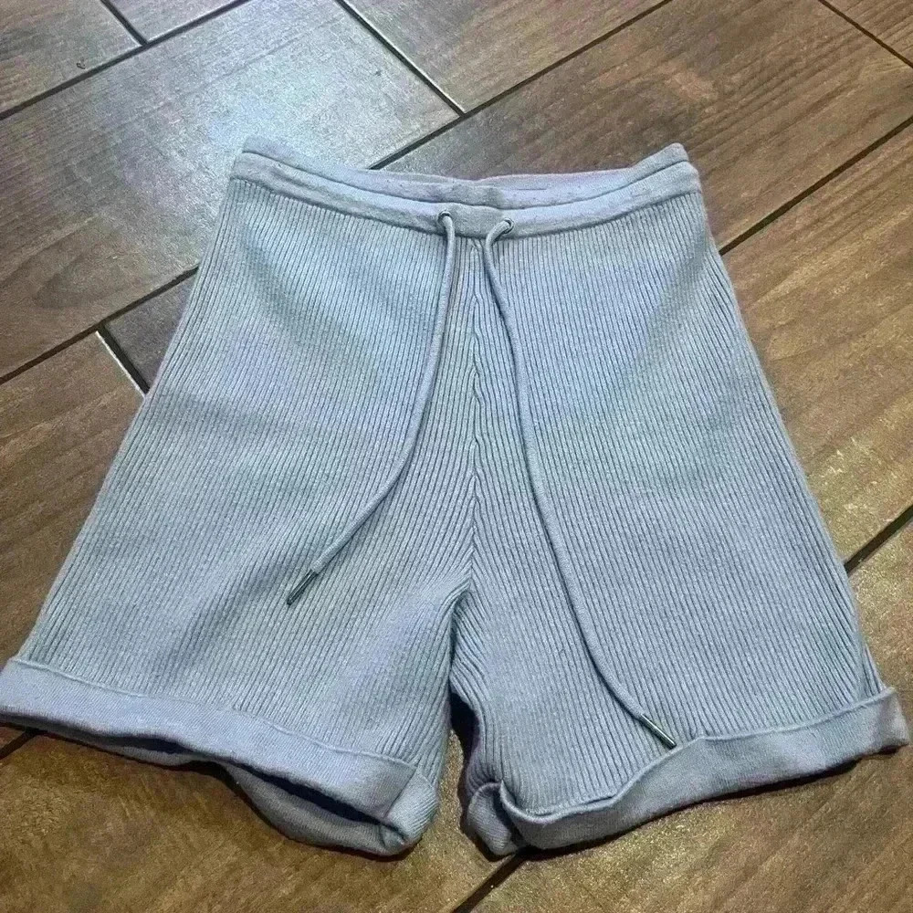 meshki mesh ku maewyn powder blue knit shorts medium NWOT